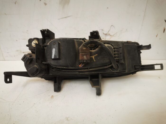 Faro delantero izquierdo Honda Accord 96 con portalámparas