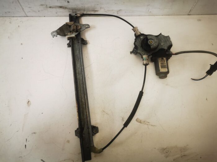 Elevalunas eléctrico delantero izquierdo Nissan Almera II N16 2001
