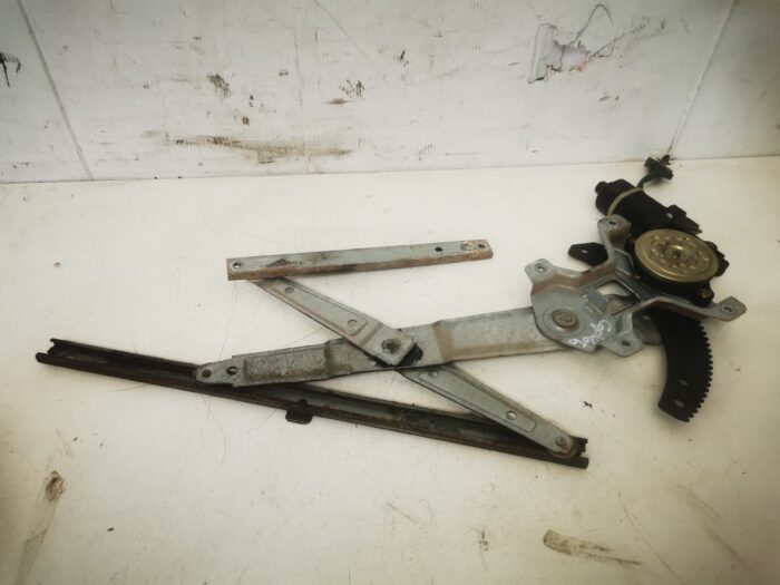 Elevalunas eléctrico con motor delantero derecho Daewoo Matiz 2003