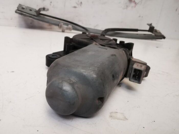 Elevalunas eléctrico delantero derecho Peugeot 106 1997 5 puertas