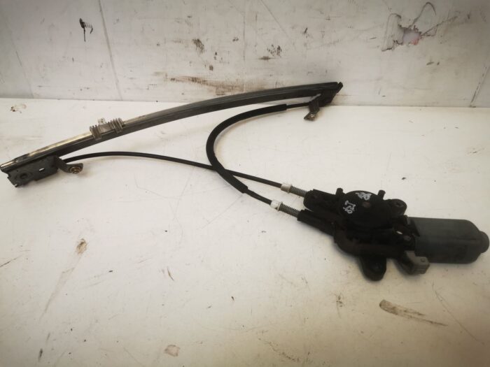 Elevalunas eléctrico con motor delantero izquierdo Peugeot 106 1997 5P