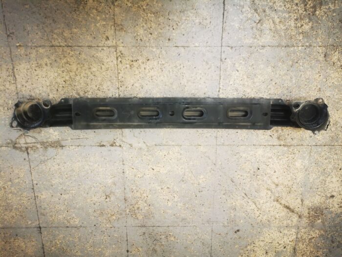Traviesa paragolpes delantero Seat Ibiza II 6K