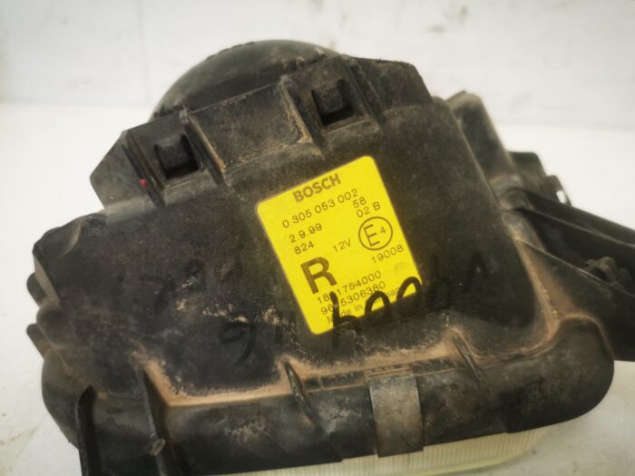 Faro antiniebla delantero derecho Peugeot 306 1997 con portalámparas