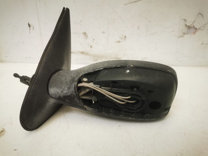 Retrovisor exterior izquierdo manual Peugeot 306 1997 sin tapa carcasa