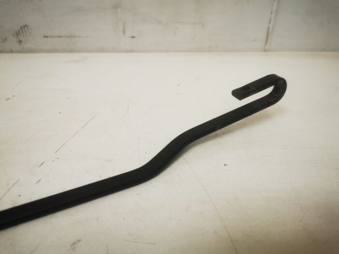Brazo limpia parabrisas delantero derecho VW Golf IV 1998