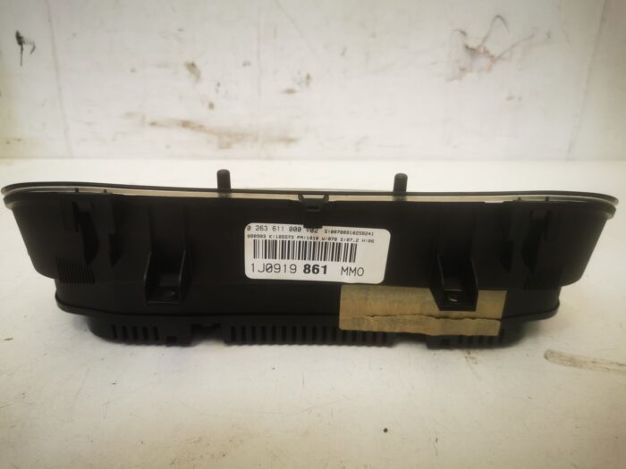 Cuadro de instrumentos VW Golf IV 1998 gasolina
