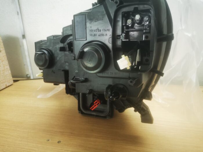 Faro delantero derecho Renault Megane IV nuevo original