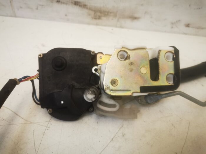 Cerradura delantera derecha Rover 45 2003
