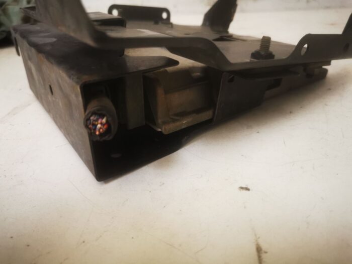 Centralita ECU motor Rover 45 2003 gasolina con soporte