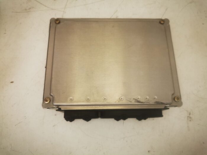 Centralita ECU motor Audi A4 8D