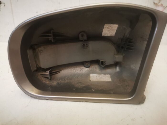Carcasa espejo retrovisor izquierdo Mercedes Benz clase C W203 con intermitente