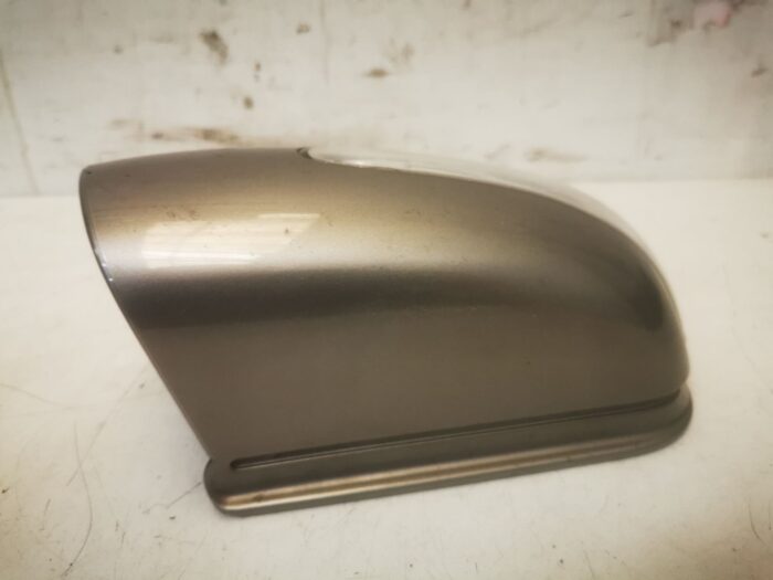 Carcasa espejo retrovisor izquierdo Mercedes Benz clase C W203 con intermitente