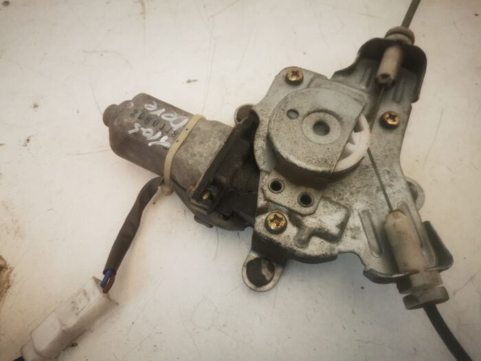 Elevalunas eléctrico trasero derecho con motor Hyundai Matrix 2006