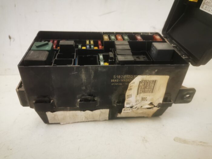 Caja relés y fusibles Ford Focus I gasolina 99