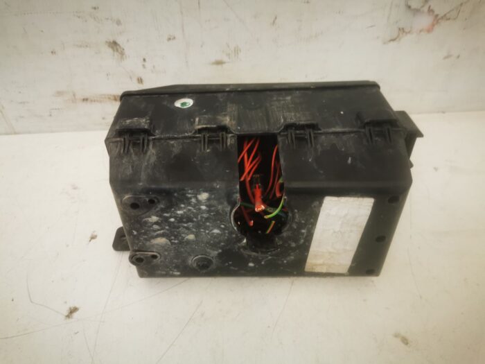 Caja relés y fusibles Ford Focus I gasolina 99