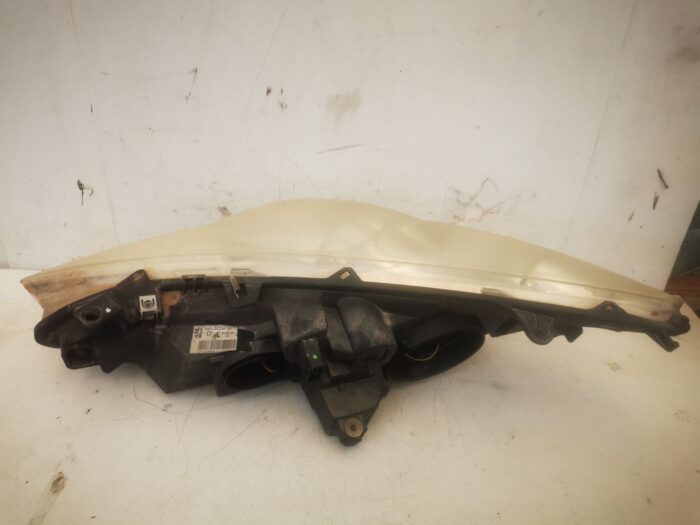 Faro delantero derecho Peugeot 307 SW