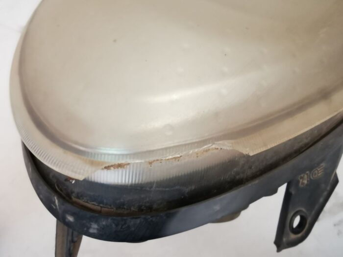 Faro delantero izquierdo Renault Kangoo I