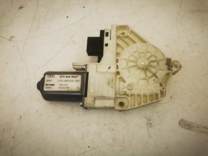 Motor elevalunas trasero derecho Audi A6 S6 C6 avant 4F