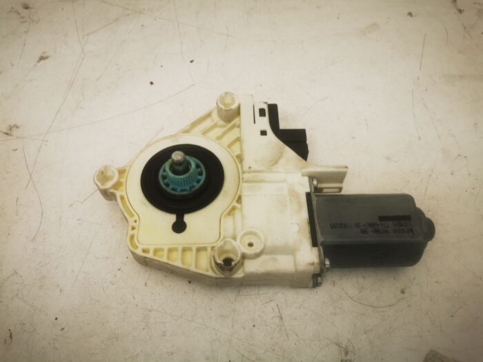 Motor elevalunas trasero derecho Audi A6 S6 C6 avant 4F