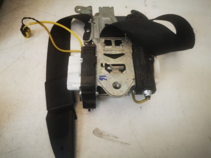 Cinturón de seguridad delantero izquierdo Audi A6 A7 A8 2015