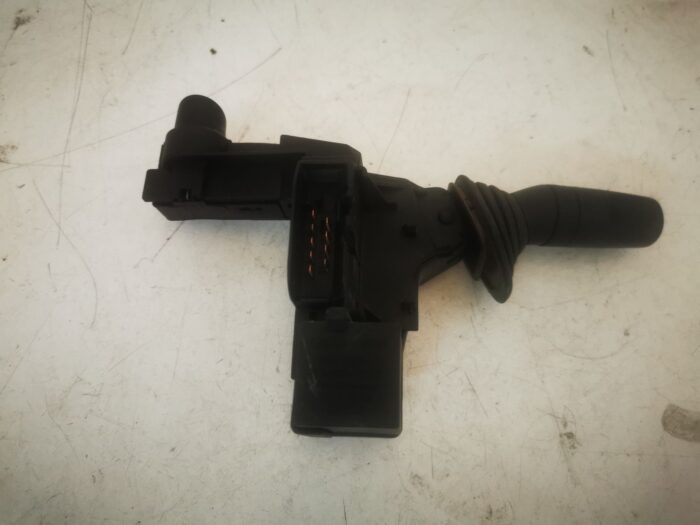 Mando volante luces e intermitente Ford Mondeo II 99 con botón emergencia