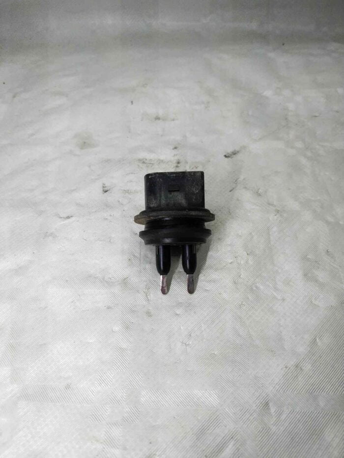 Sensor nivel agua limpiaparabrisas Audi A3 (8P) 2005 grupo VAG