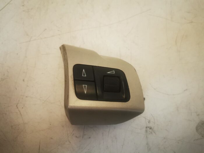 Mando volante multifunción radio Opel Astra H 2008