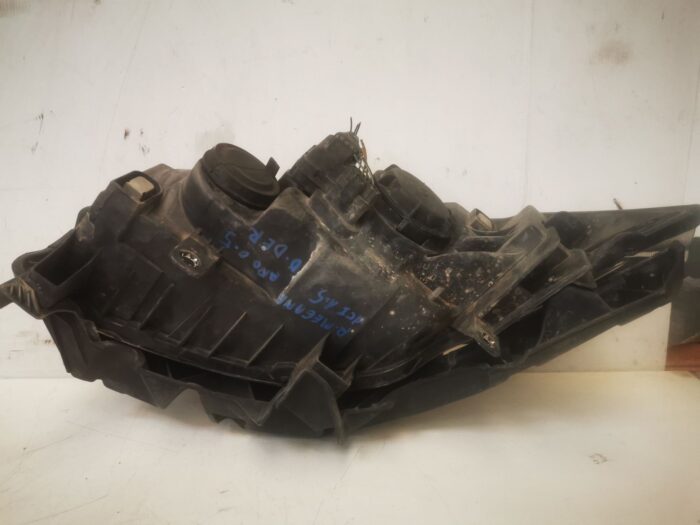 Faro delantero derecho Renault Megane II 2006