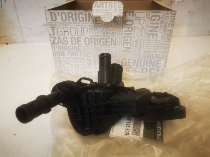 Caja termostato Renault Clio IV Captur 0.9TCE