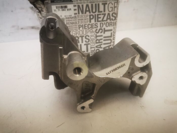 Soporte alternador Renault Traffic III