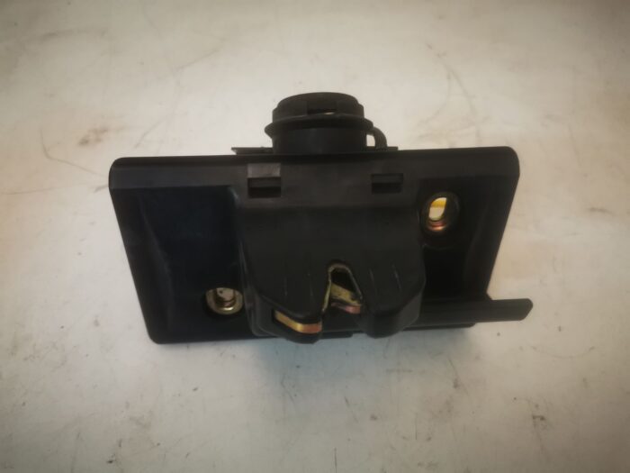 Cerradura maletero Mercedes Benz clase E W210
