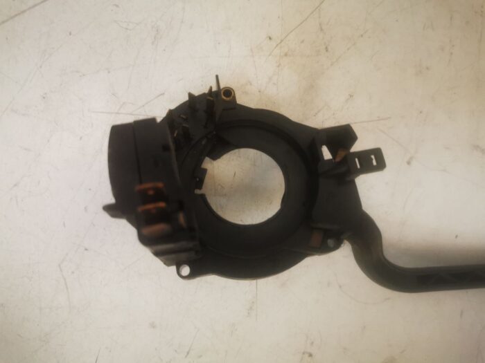 Mando limpiaparabrisas VW Passat 32B 1984