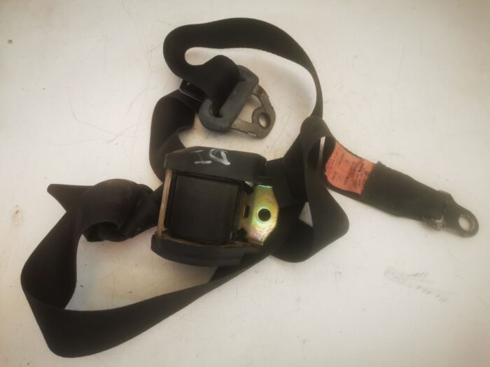Cinturón de seguridad delantero izquierdo Volkswagen passat 32B 1984