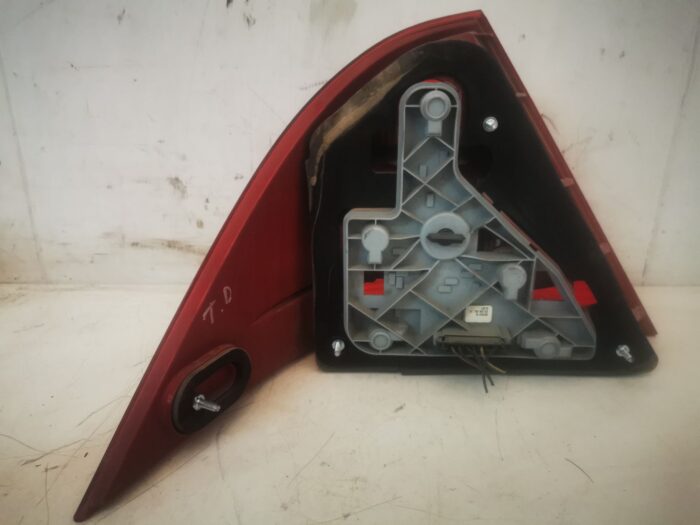 Piloto trasero derecho Mercedes C320 W203 2005
