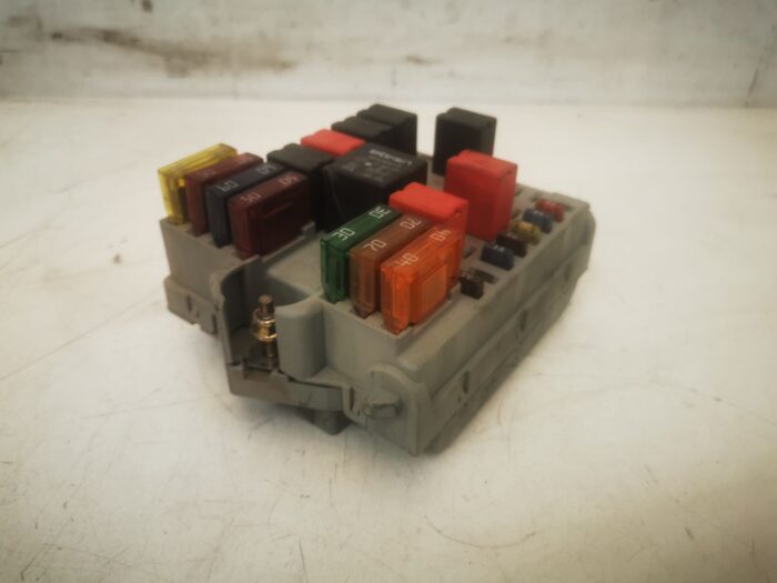 Caja Fusibles Fiat Punto 2002 gasolina