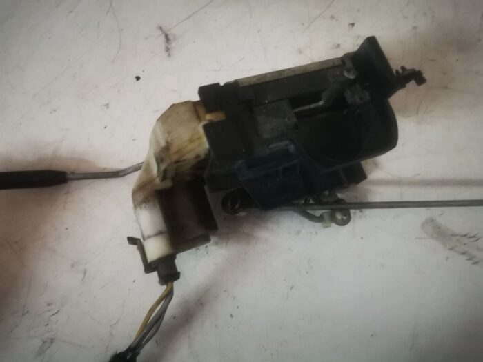 Cerradura delantera derecha Fiat Punto (188) 2002