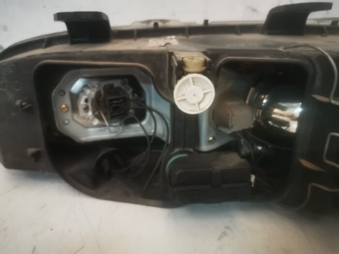 Faro delantero derecho Fiat Punto (188) 2002