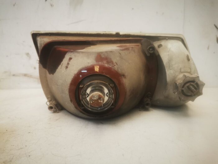 Faro delantero derecho Citroen C15
