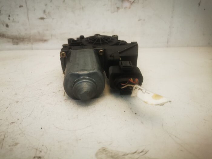Motor elevalunas delantero izquierdo Audi A4 1999