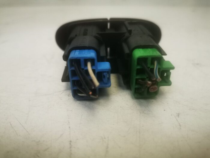 Boton desempañar cristales delantero y trasero Ford Mondeo II