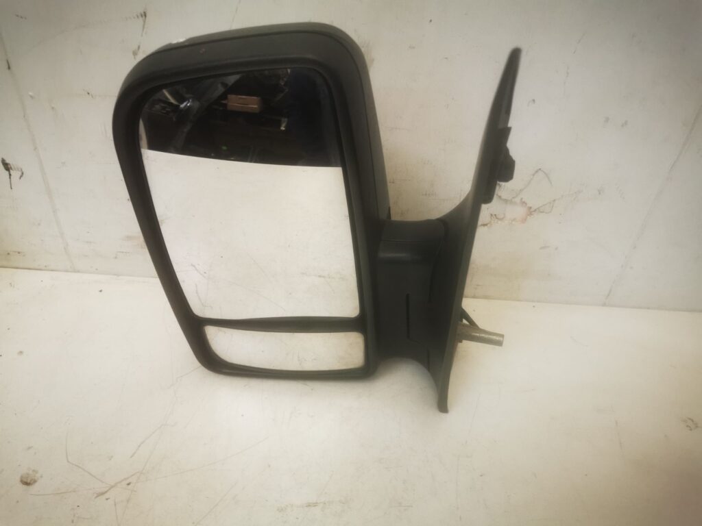 Espejo retrovisor izquierdo Mercedes Sprinter 3.5T cable cortado