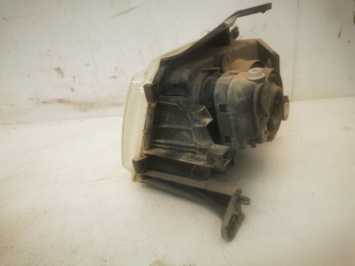 Faro delantero izquierdo Peugeot Partner 1999