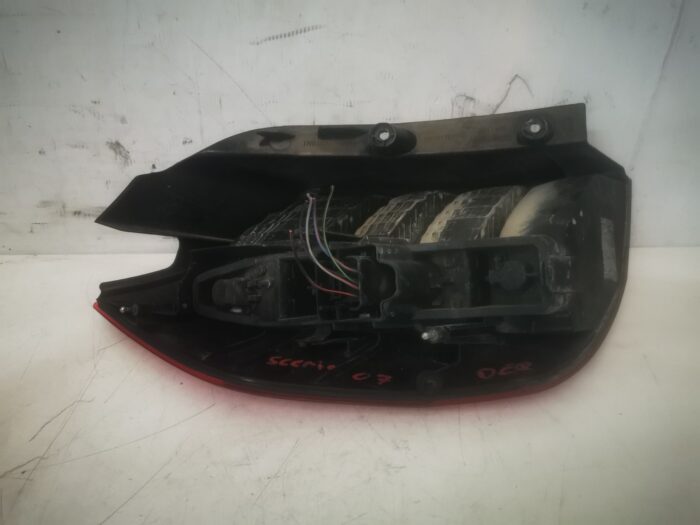 Piloto trasero derecho Renault Scenic II 2005