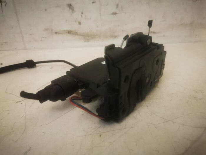 Cerradura puerta delantera izquierda Seat Ibiza III (6L) 2003
