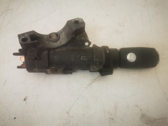 Conmutador arranque con llave Volkswagen Polo IV (9N) 2007