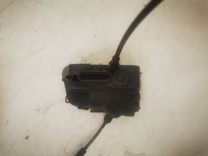 Cerradura puerta trasera derecha Renault Scenic II 2005