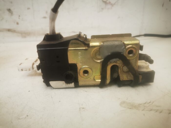 Cerradura puerta trasera izquierda Peugeot 407 2006