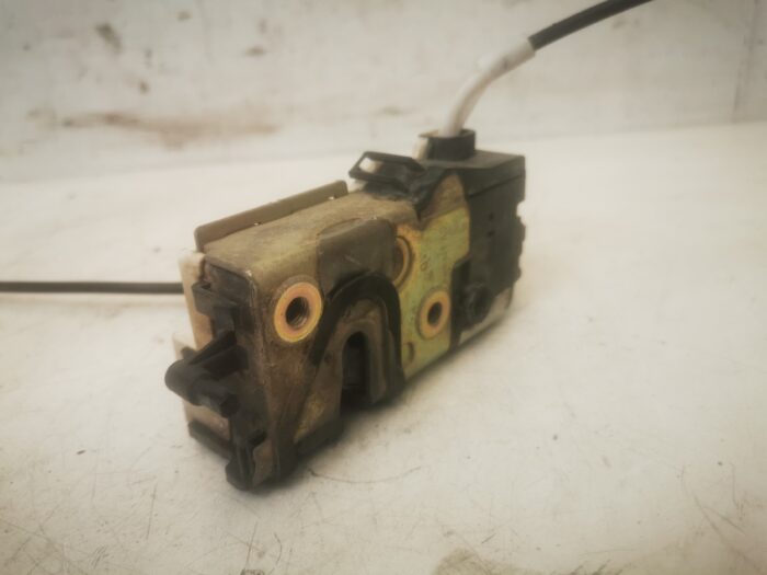 Cerradura puerta delantera derecha Peugeot 407 2006