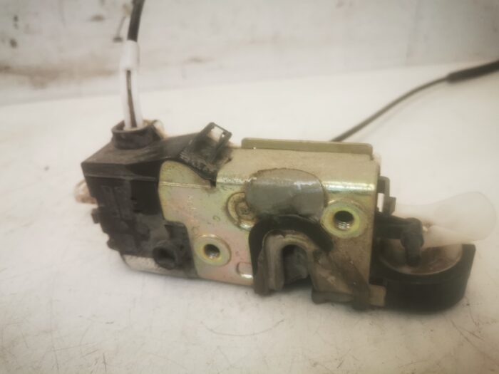Cerradura puerta delantera izquierda Peugeot 407 2006