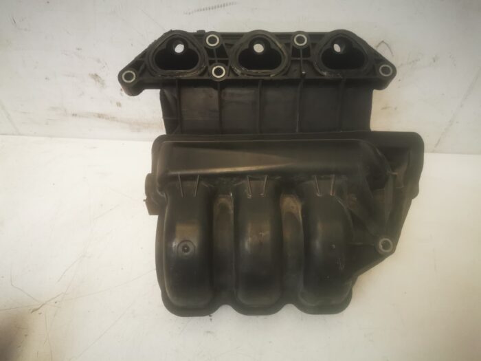 Colector admision Seat Ibiza III (6L)